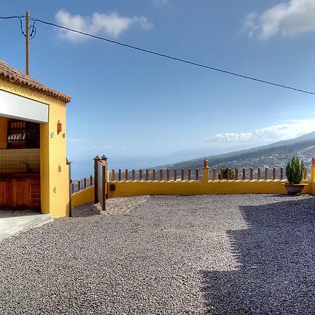 Maximina Holiday home